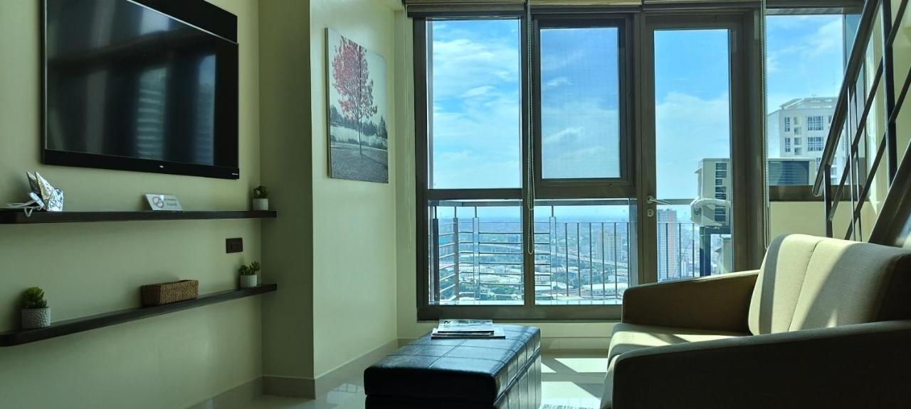 KL Executive Greenbelt  Manila Exterior foto