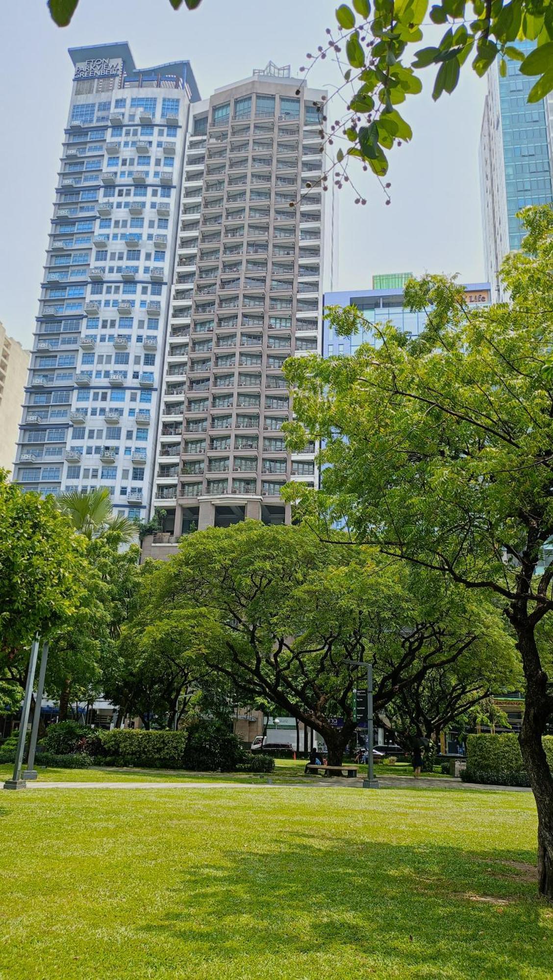 KL Executive Greenbelt  Manila Exterior foto