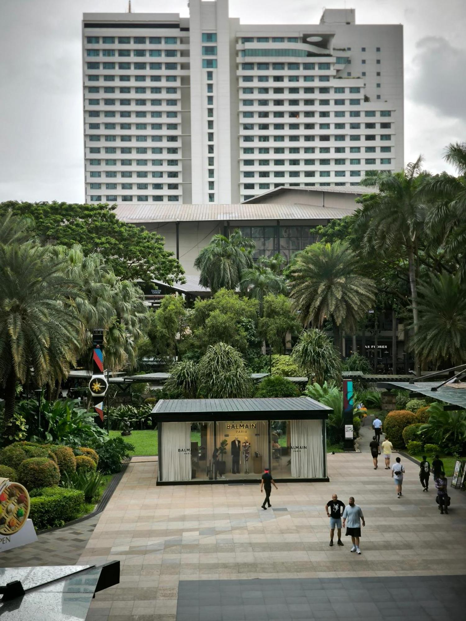KL Executive Greenbelt  Manila Exterior foto